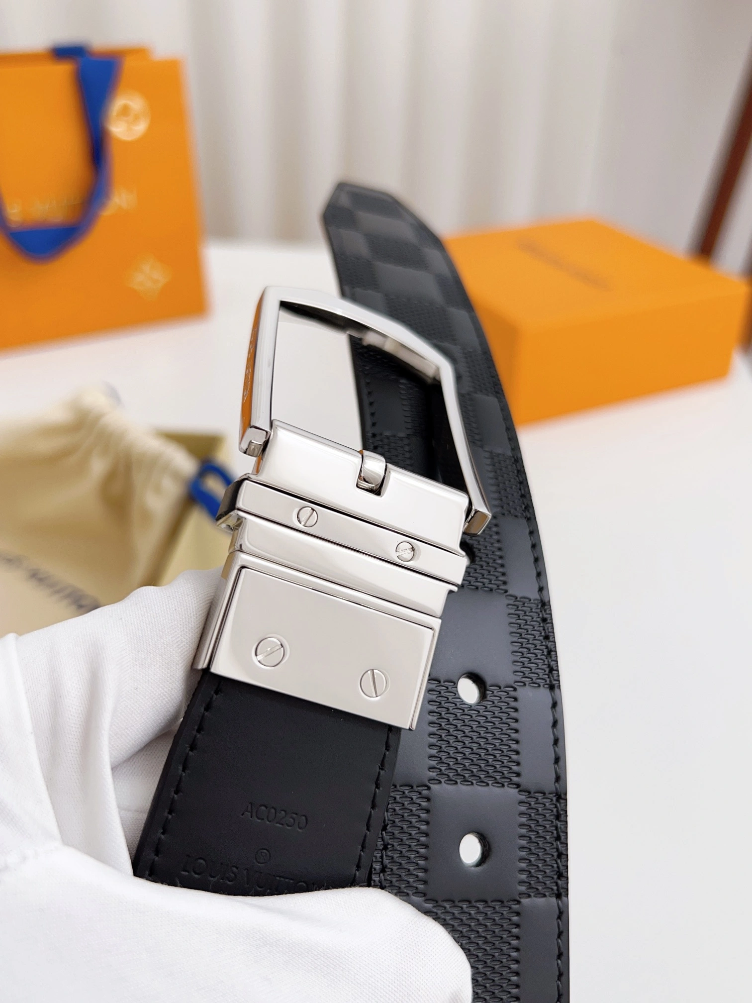 Barbara-- M9906U Calfskin 3.5cm item:D-S378A1999R